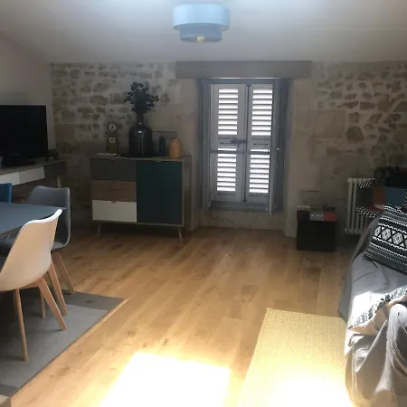 Christelle Apartment
